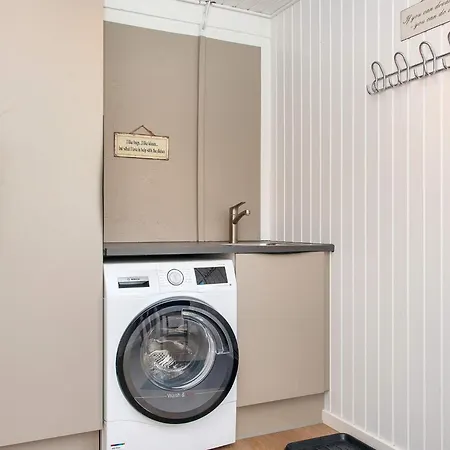 7 Person In Bjert-by Traum 度假居 Binderup Strand